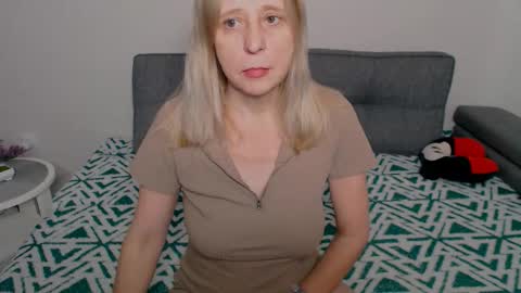 Milena online show from December 14, 7:25 am