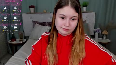 milanaxhoney online show from March 2, 5:08 am