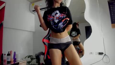 milanx2 online show from January 22, 10:28 pm