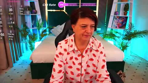 milaskyy online show from October 7, 1:43 am