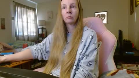 Mila online show from March 26, 1:24 pm