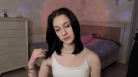 milavey online show from March 26, 5:58 pm