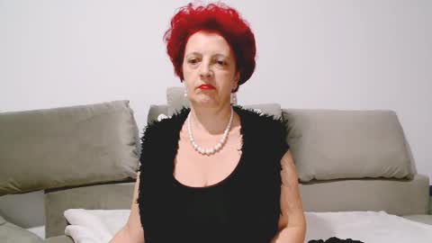 Milfsupreme online show from October 14, 9:06 pm