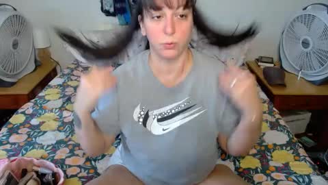 MILF Monee online show from September 28, 4:45 pm