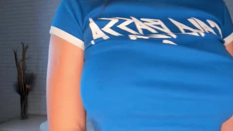 Mila online show from November 28, 10:40 am