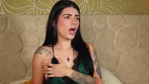 MillaBliss online show from October 26, 9:10 pm