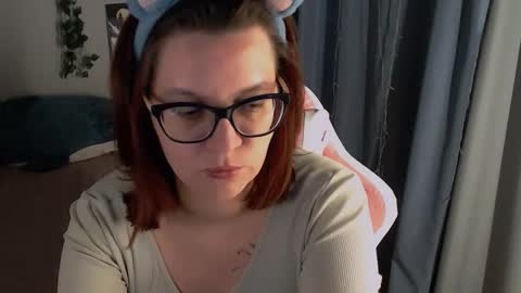 Milla online show from December 14, 9:42 pm