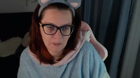 Milla online show from May 17, 8:52 pm