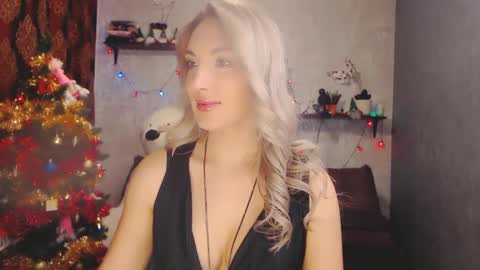 MillaXQueen online show from January 5, 6:24 am