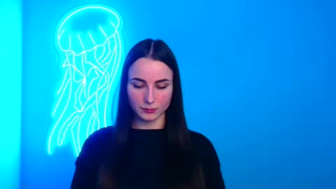 Milly online show from December 25, 12:15 pm