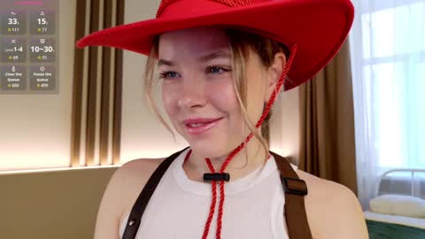 Milly    online show from March 27, 6:59 am