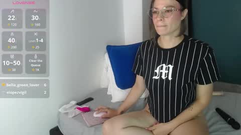 Mily Miley online show from November 2, 10:02 pm