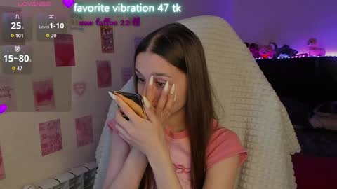 Emily online show from April 4, 6:40 pm