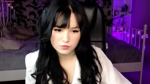 Snapshot of mina_yoon chatting on October 25, 10:45 am Mina online show from October 25, 10:45 am