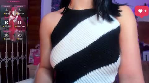 Snapshot of minami_nakamura chatting on October 21, 10:30 am minami_nakamura online show from October 21, 10:30 am