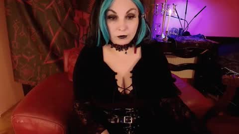 NindfuckWitch online show from March 3, 11:05 am