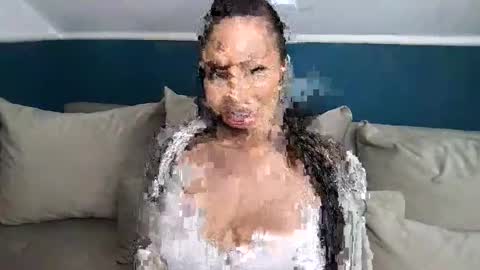 Mindy online show from November 5, 6:02 pm