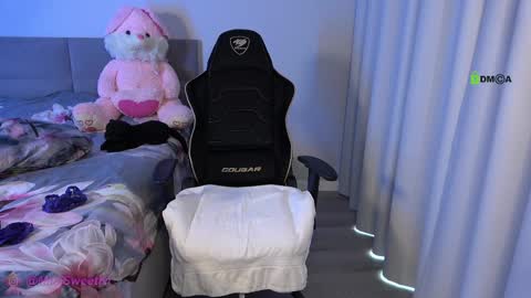 Kate online show from October 2, 5:34 am