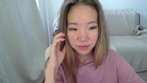 mira_g online show from September 18, 12:37 pm