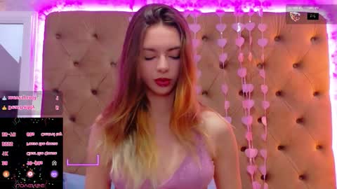 mira_lynxx online show from February 24, 7:07 am