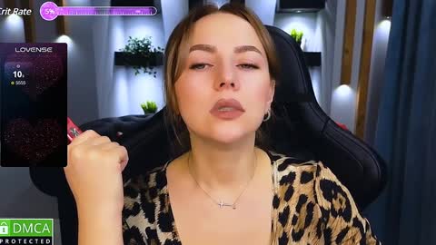 Mira online show from December 20, 1:25 am