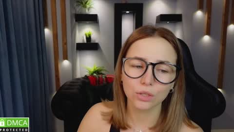 Mira online show from December 28, 1:39 am