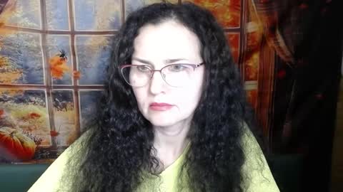 Miroslava Happi online show from December 4, 7:10 am