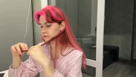 Molly online show from September 17, 5:44 pm