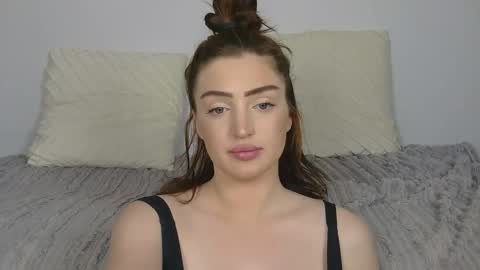 Elora online show from December 5, 8:37 am