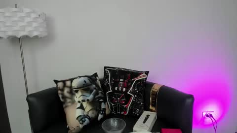 Snapshot of miss___allison chatting on October 21, 11:03 am Allison online show from October 21, 11:03 am