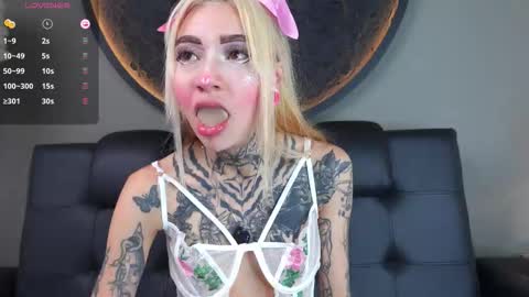 miss___angel online show from January 9, 7:07 pm