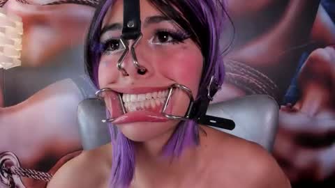 Taylor online show from March 28, 8:36 am