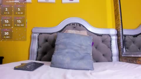 miss__star_ online show from September 11, 6:41 pm