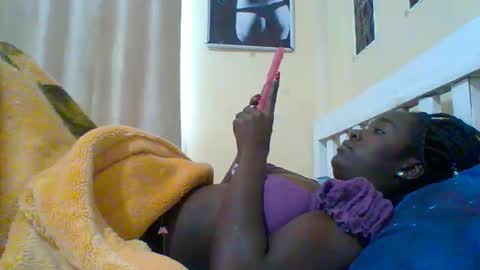 Snapshot of miss_atitude chatting on September 18, 4:22 am miss_atitude online show from September 18, 4:22 am