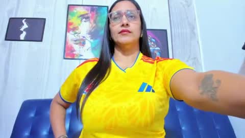 Naty online show from June 27, 7:31 pm