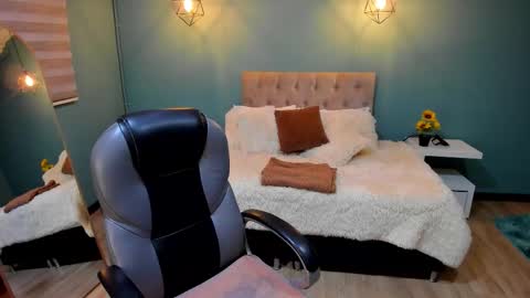 Cataleya online show from February 23, 11:53 am