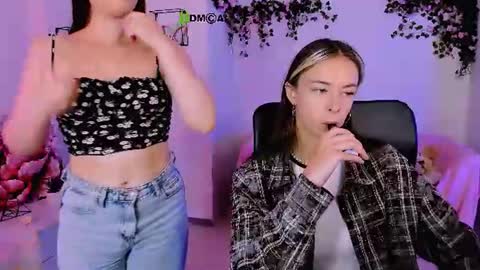 miss_courtney online show from June 25, 8:29 am