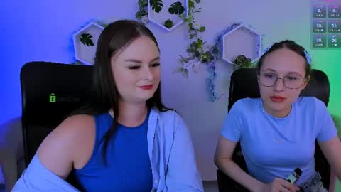 miss_courtney online show from July 19, 8:49 am
