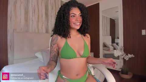 CANDELA CASTRO  online show from February 17, 1:21 pm