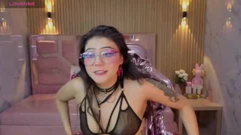 miss_devil_s online show from February 11, 3:09 am