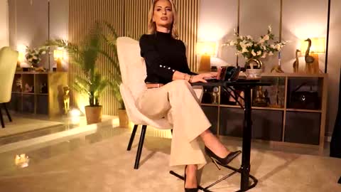 Miss Ema Devine online show from January 8, 7:29 pm