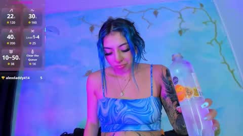 miss_evans_ online show from September 30, 7:47 am