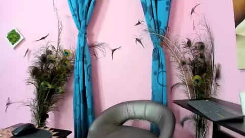 Monica Patricia online show from October 20, 12:30 pm