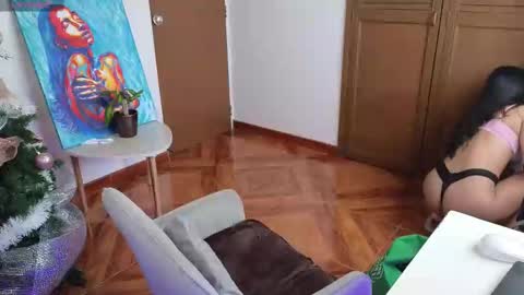 insta    online show from December 30, 2:40 pm