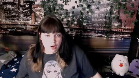 Eva online show from October 23, 5:08 pm
