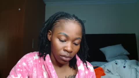 Miss Kiarrafit online show from March 12, 6:43 pm