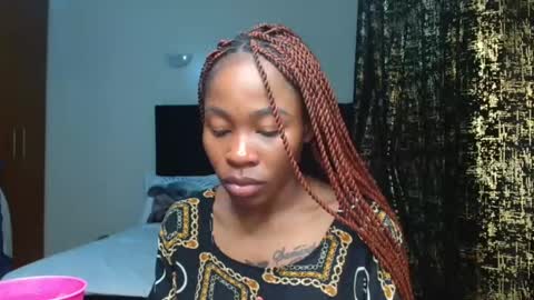 Miss Kiarrafit online show from February 13, 4:00 am