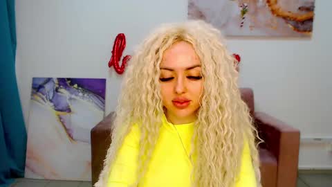 miss_kiten online show from February 9, 7:41 pm