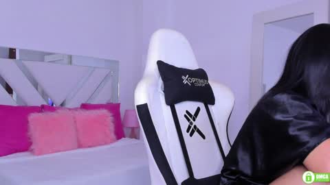   online show from January 18, 10:49 am