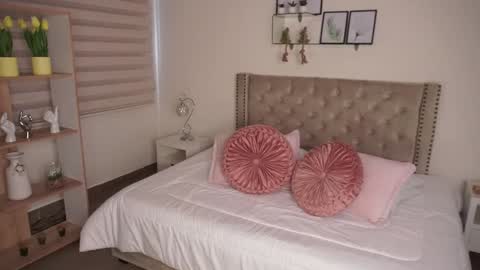 Alejandra online show from January 12, 7:41 pm